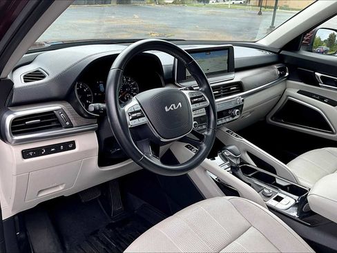 Used 2022 Kia Telluride EX w/ EX Premium Package image 17