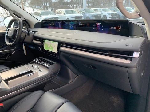 New 2026 Lincoln Navigator Premiere AWD/4WD image 19