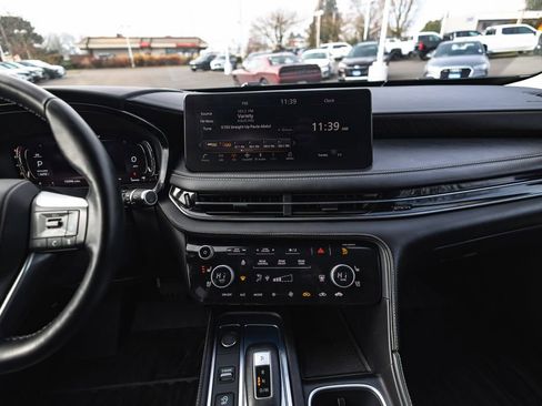 Used 2023 INFINITI QX60 Sensory image 28