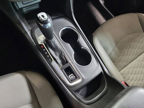 Used 2020 Chevrolet Equinox LS image 26