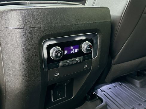 Used 2023 GMC Yukon XL SLT w/ LPO, Floor Liner Package image 27