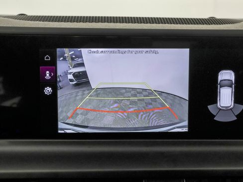 Used 2025 Kia Seltos EX AWD/4WD image 8