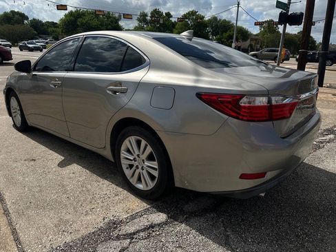 Used 2015 Lexus ES 350 FWD image 5
