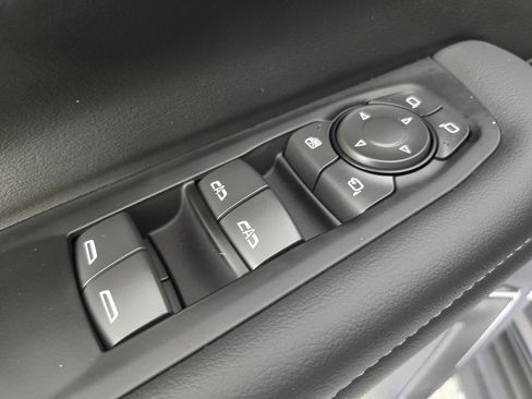 New 2026 Chevrolet Suburban LT w/ Comfort Package RWD image 25