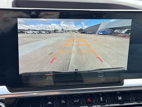 Used 2024 GMC Sierra 1500 SLT image 27