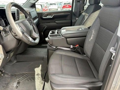 Used 2024 Chevrolet Silverado 1500 LT Trail Boss image 16