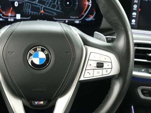 Used 2022 BMW X7 xDrive40i w/ Premium Package AWD/4WD image 13