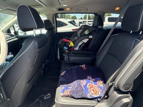Used 2025 Honda Odyssey Touring image 13