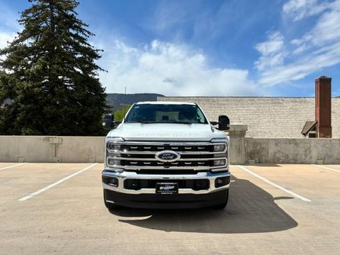 Used 2025 Ford F250 Lariat AWD/4WD image 5