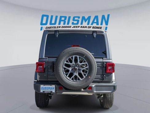 New 2025 Jeep Wrangler Sahara w/ Technology Group image 5