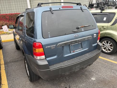Used 2005 Ford Escape XLT image 13