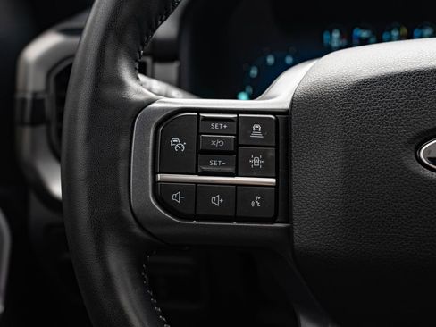 Used 2024 Ford F150 Lariat AWD/4WD image 28