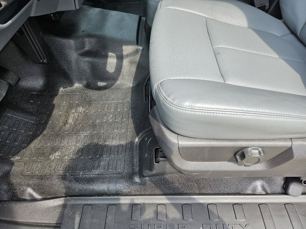 Used 2015 Ford F350 XL RWD image 24