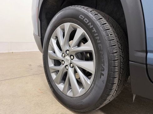 Certified 2025 Buick Enclave Preferred image 10