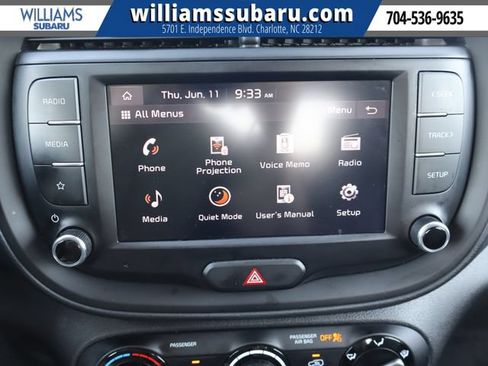 Used 2024 Kia Soul LX FWD image 27