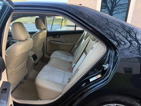 Used 2012 Toyota Camry XLE image 18