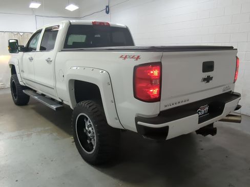 Used 2015 Chevrolet Silverado 3500 High Country w/ Duramax Plus Package image 8