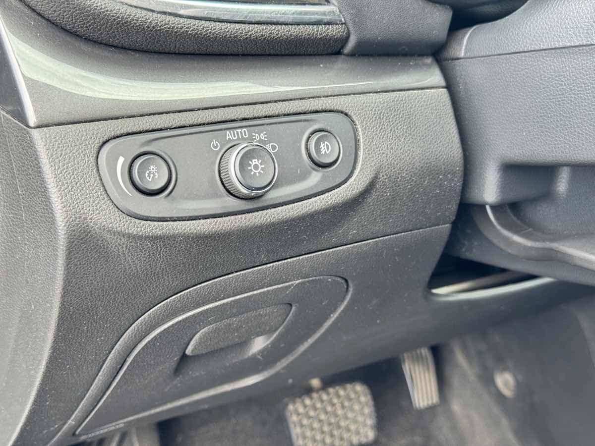 Used 2017 Buick Encore Preferred FWD image 38