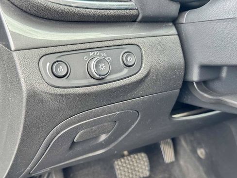 Used 2017 Buick Encore Preferred FWD image 38