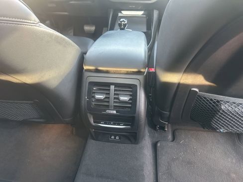 Used 2023 BMW X3 xDrive30i w/ Premium Package image 12