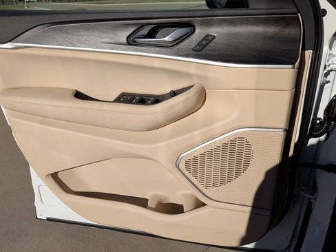 New 2026 Jeep Grand Cherokee Limited w/ Limited Altitude Package image 10