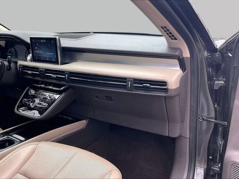 Used 2020 Lincoln Corsair FWD image 17
