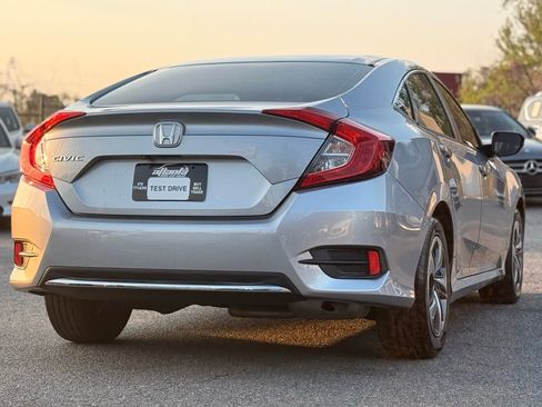 Used 2019 Honda Civic LX image 3