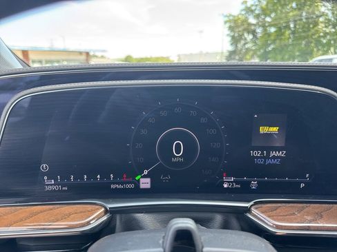 Used 2023 Cadillac Escalade Sport Platinum AWD/4WD image 22