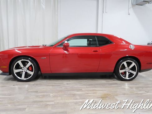Used 2011 Dodge Challenger SRT8 w/ SRT Option Group II RWD image 12