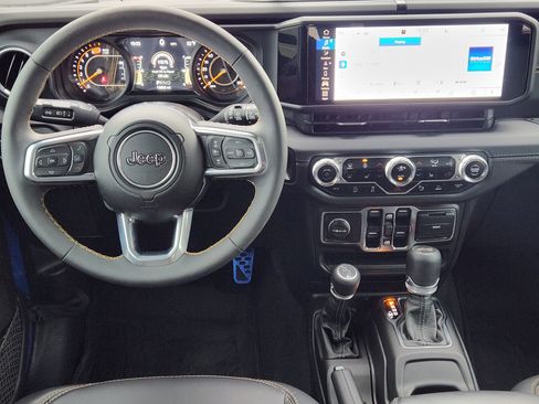 Used 2024 Jeep Wrangler Sahara w/ Technology Group image 26