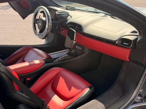 Used 2023 McLaren Artura RWD image 14