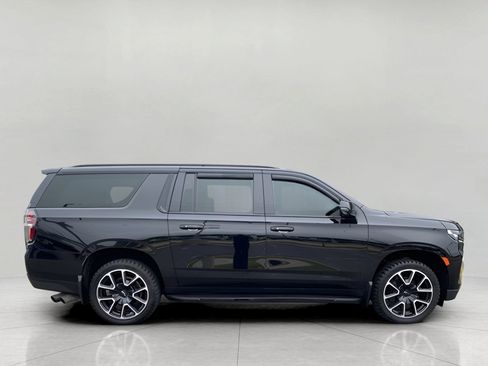 Used 2022 Chevrolet Suburban RST w/ Luxury Package image 6