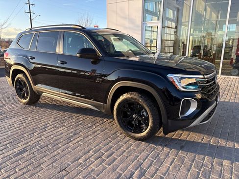 New 2026 Volkswagen Atlas Peak Edition AWD/4WD image 7