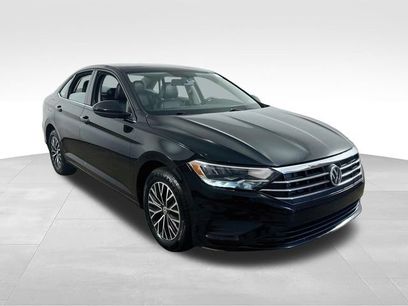 Used 2019 Volkswagen Jetta SE w/ Cold Weather Package