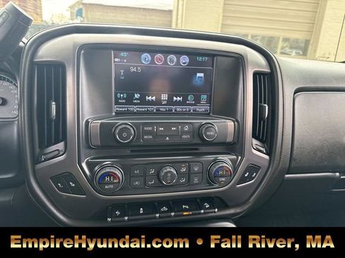 Used 2018 GMC Sierra 1500 SLT image 22