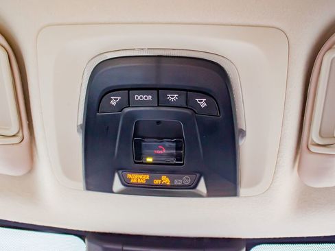 Used 2024 Toyota Corolla LE image 29