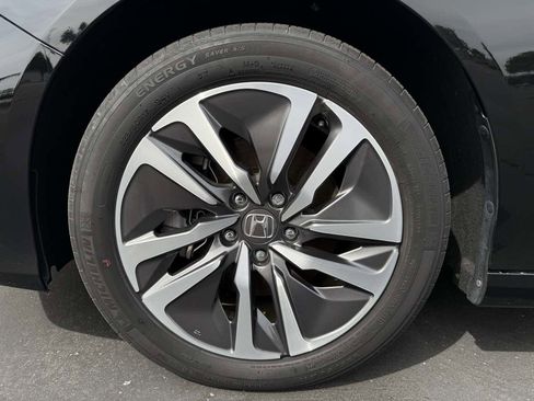 Used 2021 Honda Accord EX image 9