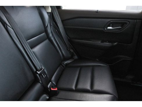 Used 2023 Nissan Rogue SV w/ SV Premium B Package image 15