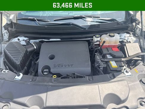 Used 2023 Chevrolet Traverse LT AWD/4WD image 4
