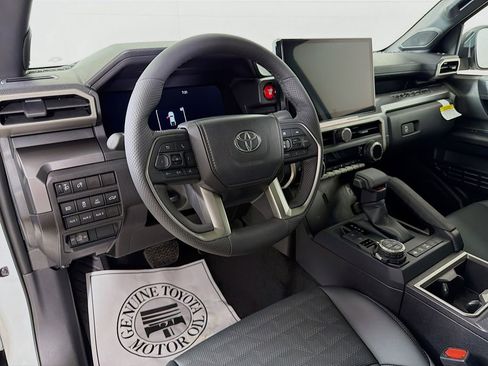 New 2026 Toyota Tacoma TRD Off-Road AWD/4WD image 9