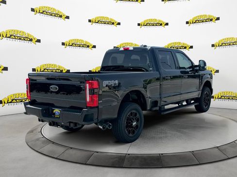Used 2025 Ford F250 Lariat w/ Black Appearance Package AWD/4WD image 5