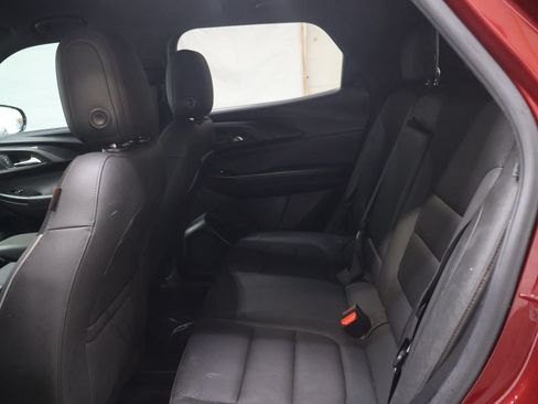 Used 2022 Chevrolet TrailBlazer RS AWD/4WD image 13