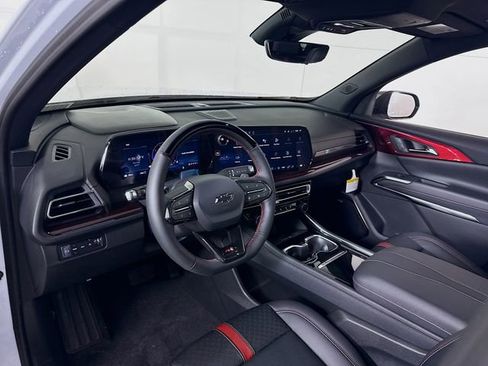 New 2026 Chevrolet Traverse RS image 11