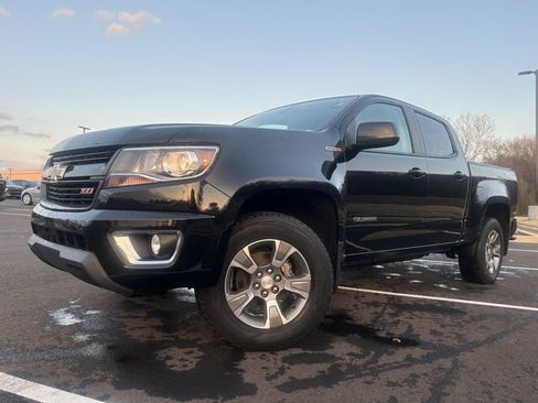 Used 2019 Chevrolet Colorado Z71 image 16