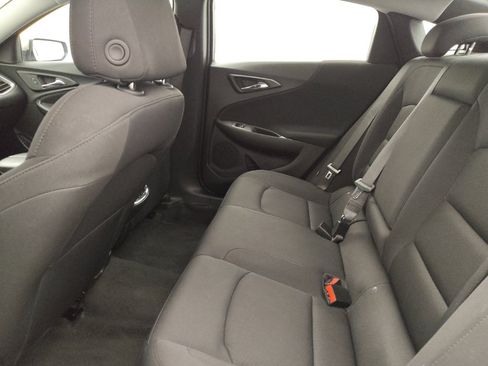 Used 2024 Chevrolet Malibu LT FWD image 18