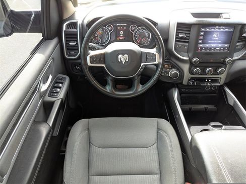 Used 2019 RAM 1500 Big Horn image 14