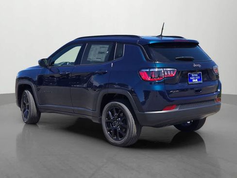 New 2026 Jeep Compass Latitude AWD/4WD image 4