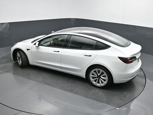 Used 2022 Tesla Model 3 Long Range image 41