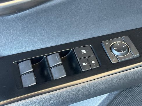 Used 2024 Lexus UX 250h F Sport image 12