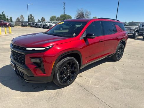 Certified 2026 Chevrolet Traverse RS AWD/4WD image 35